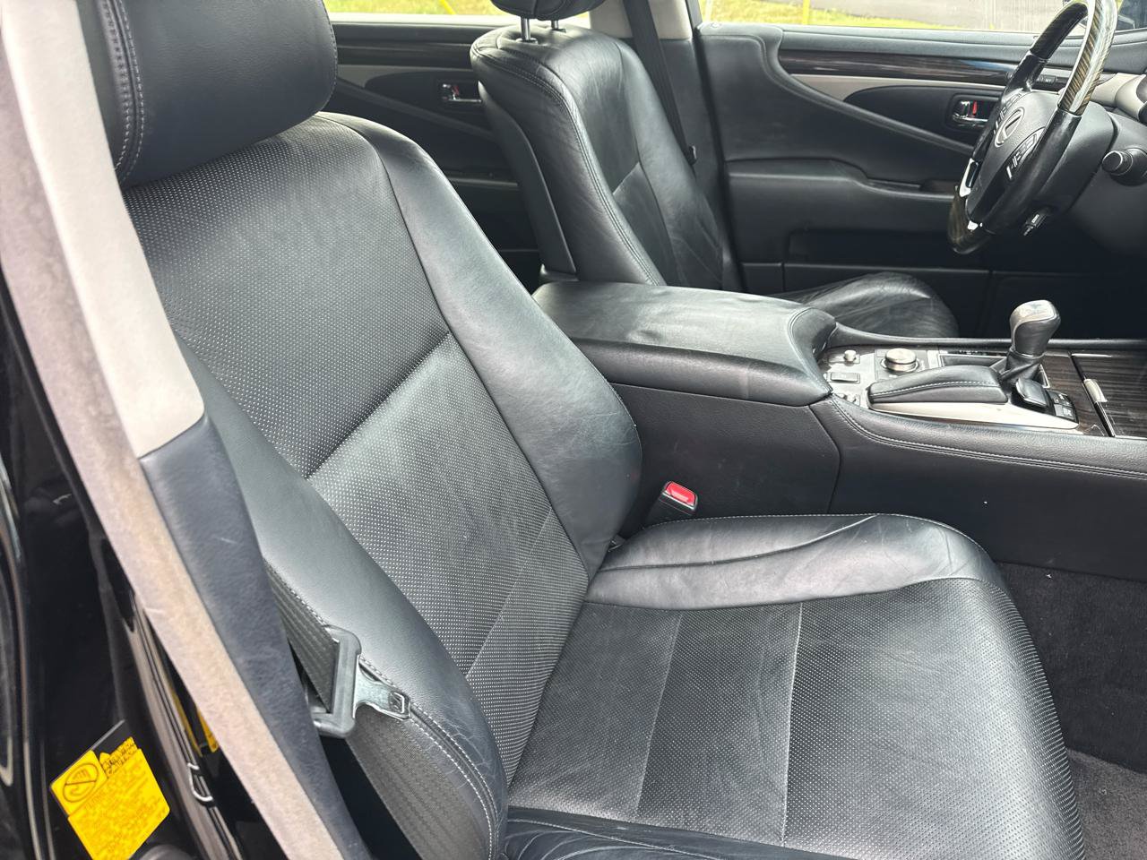 Used 2013 Lexus LS 460 AWD w/ Comfort Pkg image 45