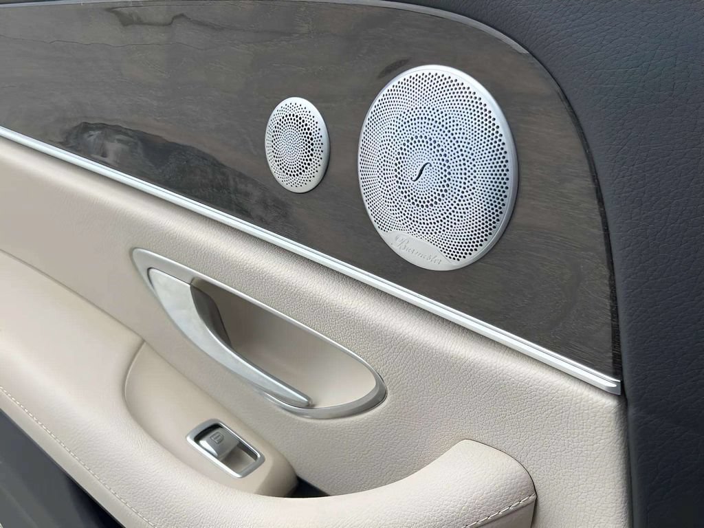 Used 2019 Mercedes-Benz E 300 image 31