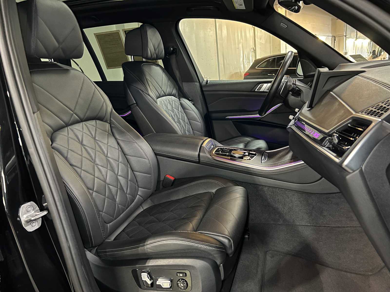 Used 2024 BMW X5 xDrive40i image 12