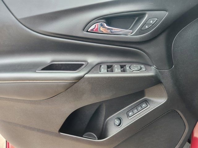 Used 2018 Chevrolet Equinox Premier image 25