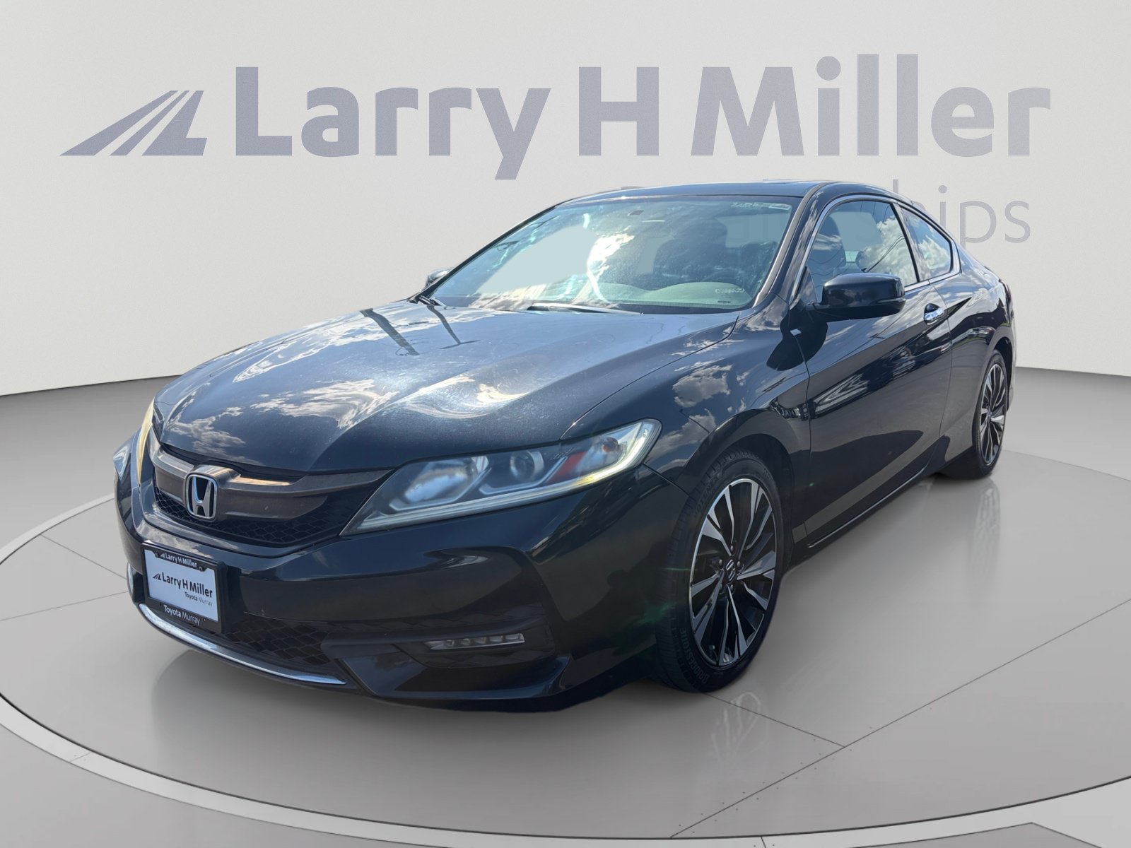 Used 2017 Honda Accord EX