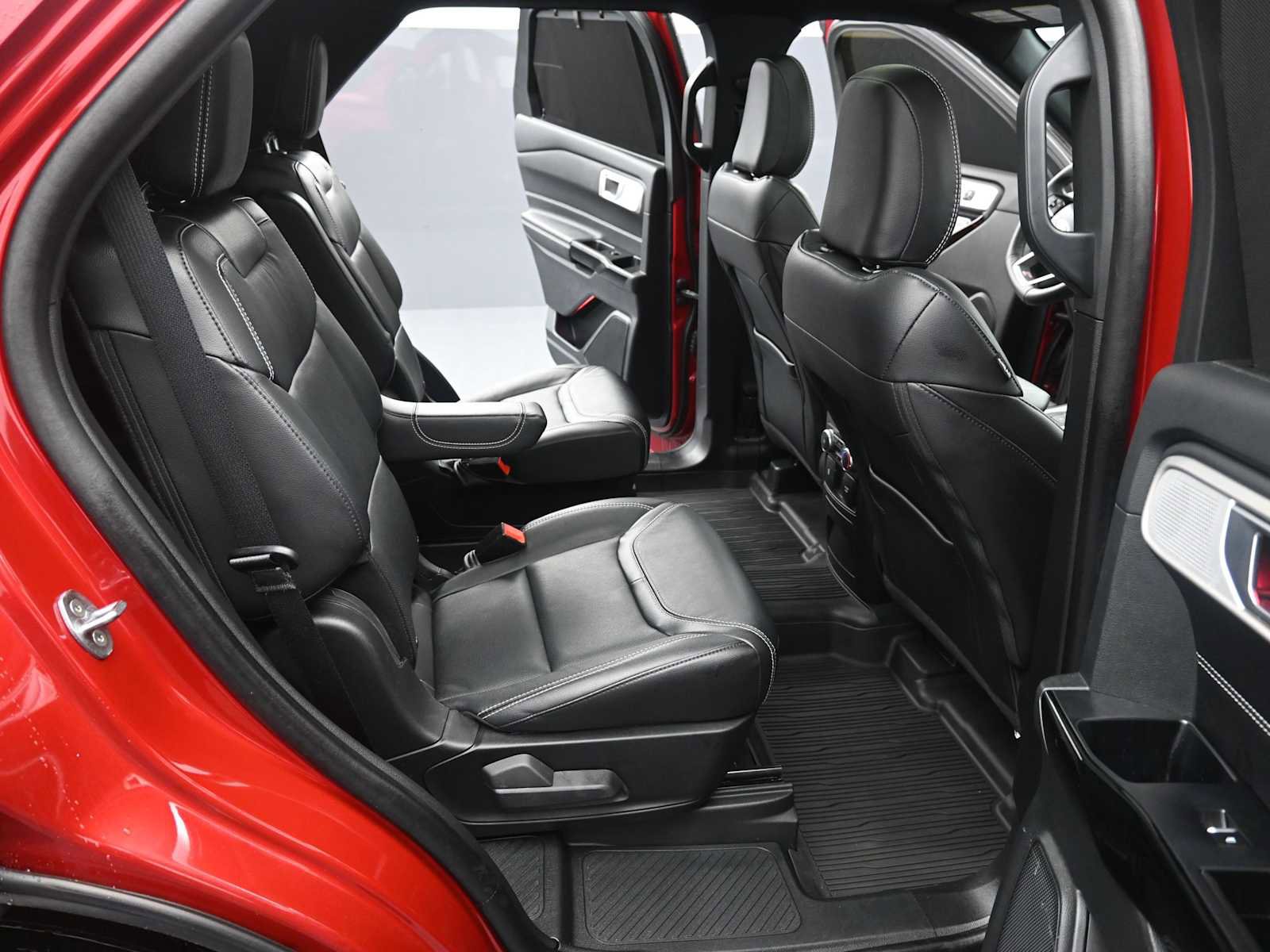 Used 2023 Ford Explorer ST w/ Equipment Group 401A image 15