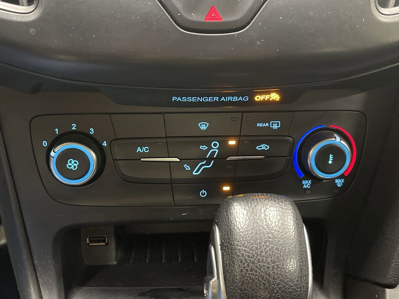 Used 2018 Ford Focus SE image 26