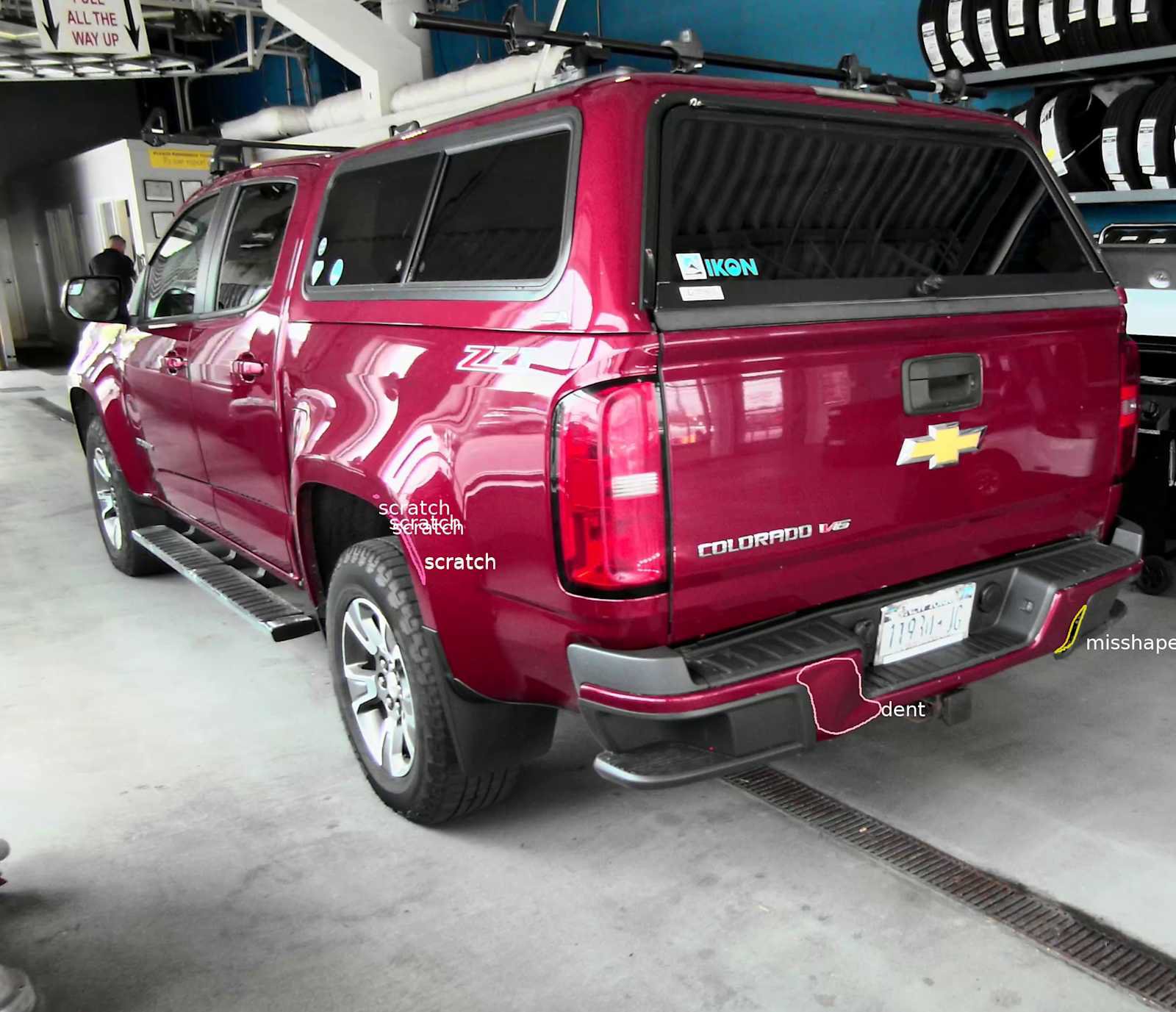 Used 2018 Chevrolet Colorado Z71 AWD/4WD image 25