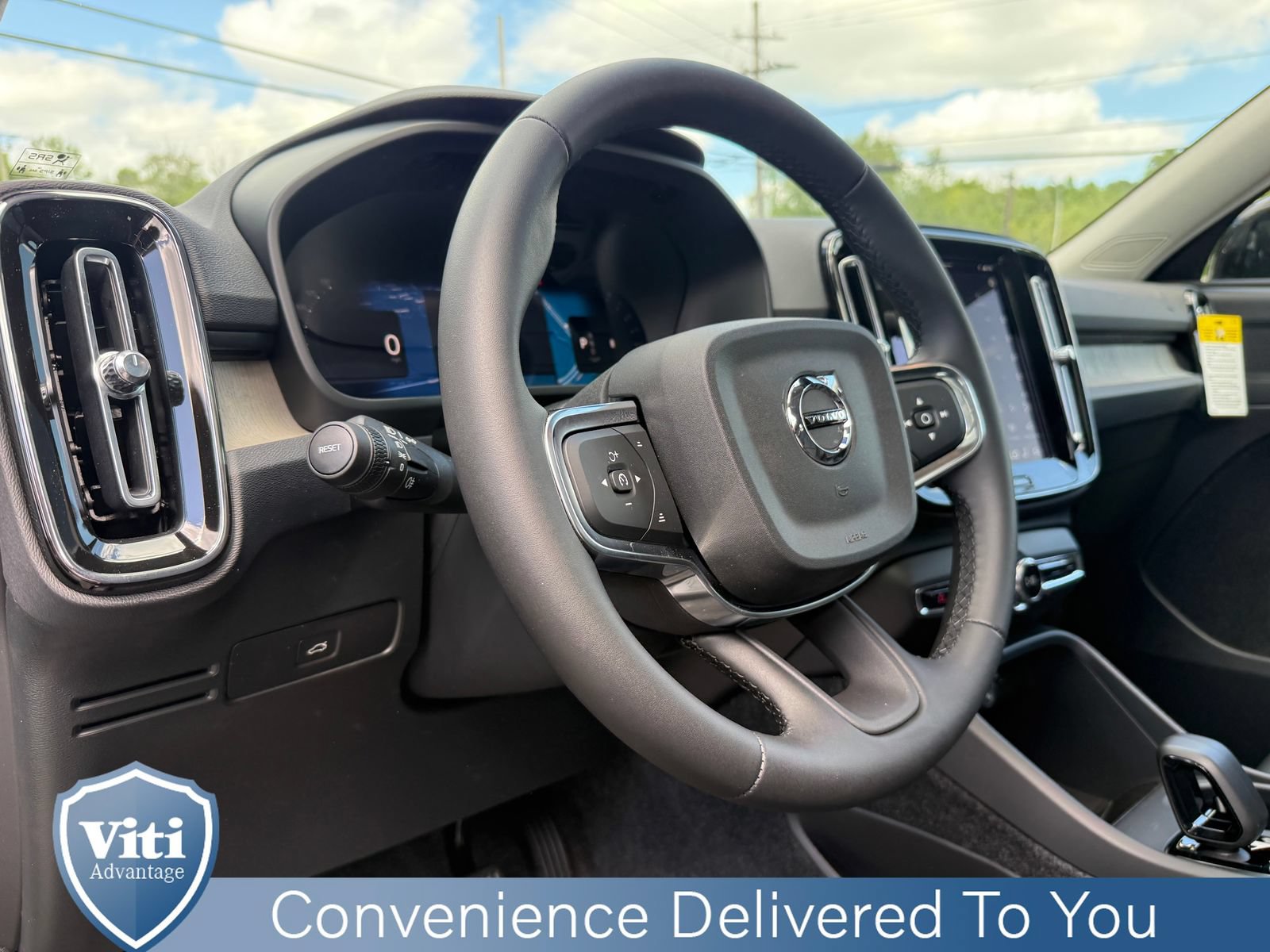 New 2026 Volvo XC40 B5 Core w/ Protection Package Premier AWD/4WD image 12