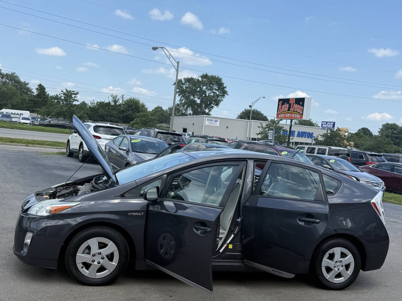 Used 2011 Toyota Prius Two FWD image 19