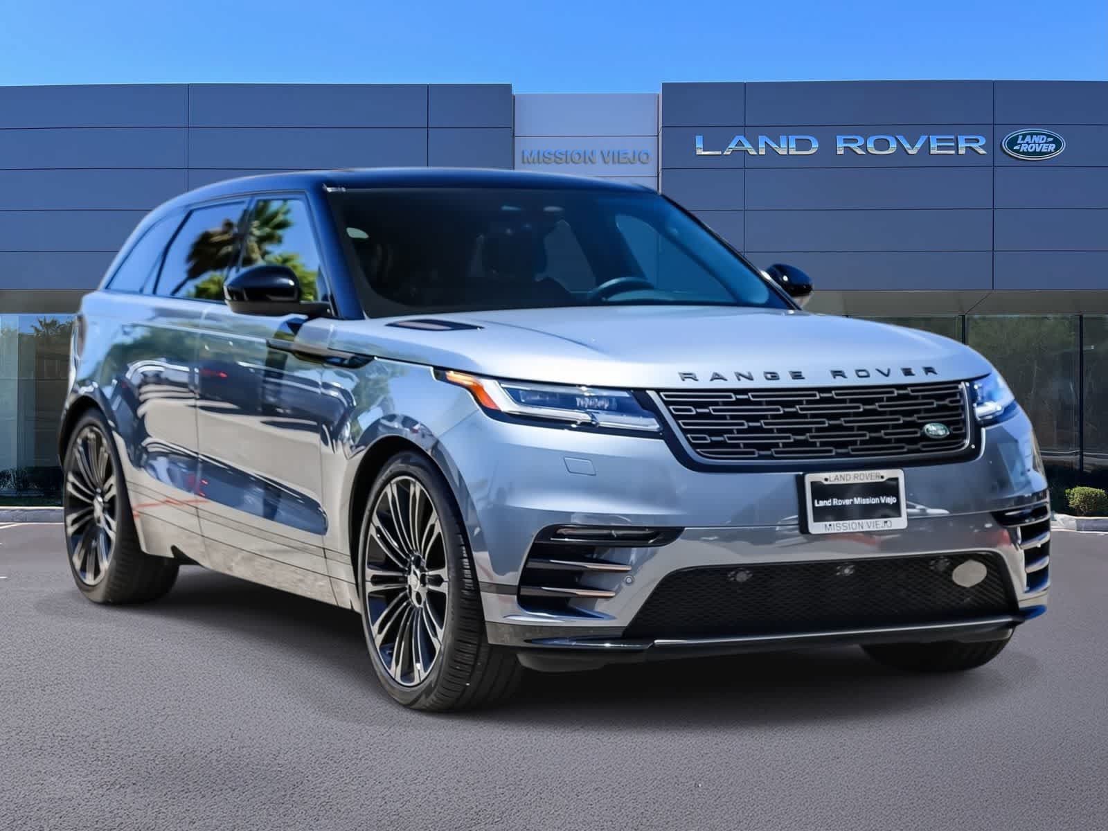 Used 2025 Land Rover Range Rover Velar Dynamic HSE AWD/4WD image 3