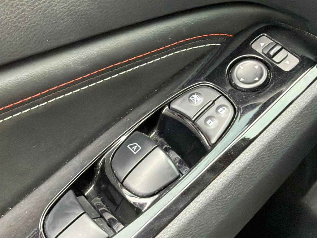 Used 2023 Nissan Altima 2.5 SR w/ SR Premium Package AWD/4WD image 17
