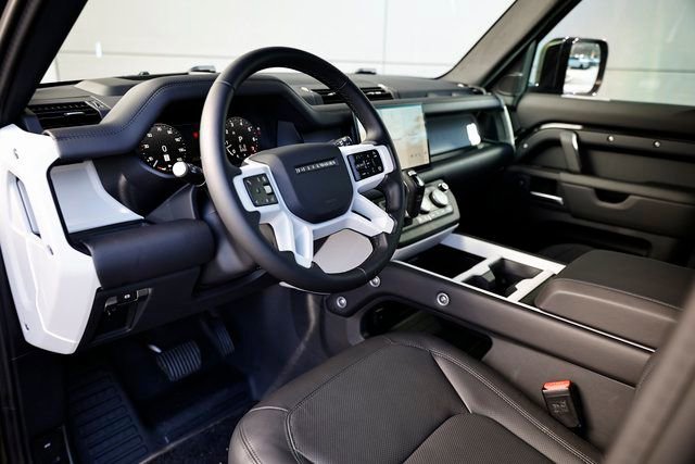New 2025 Land Rover Defender 130 S AWD/4WD image 18