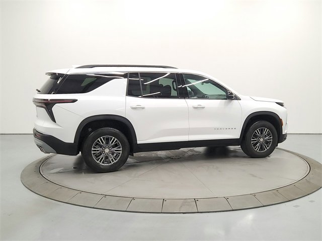 Used 2025 Chevrolet Traverse LT w/ LPO, Floor Liner Package image 7