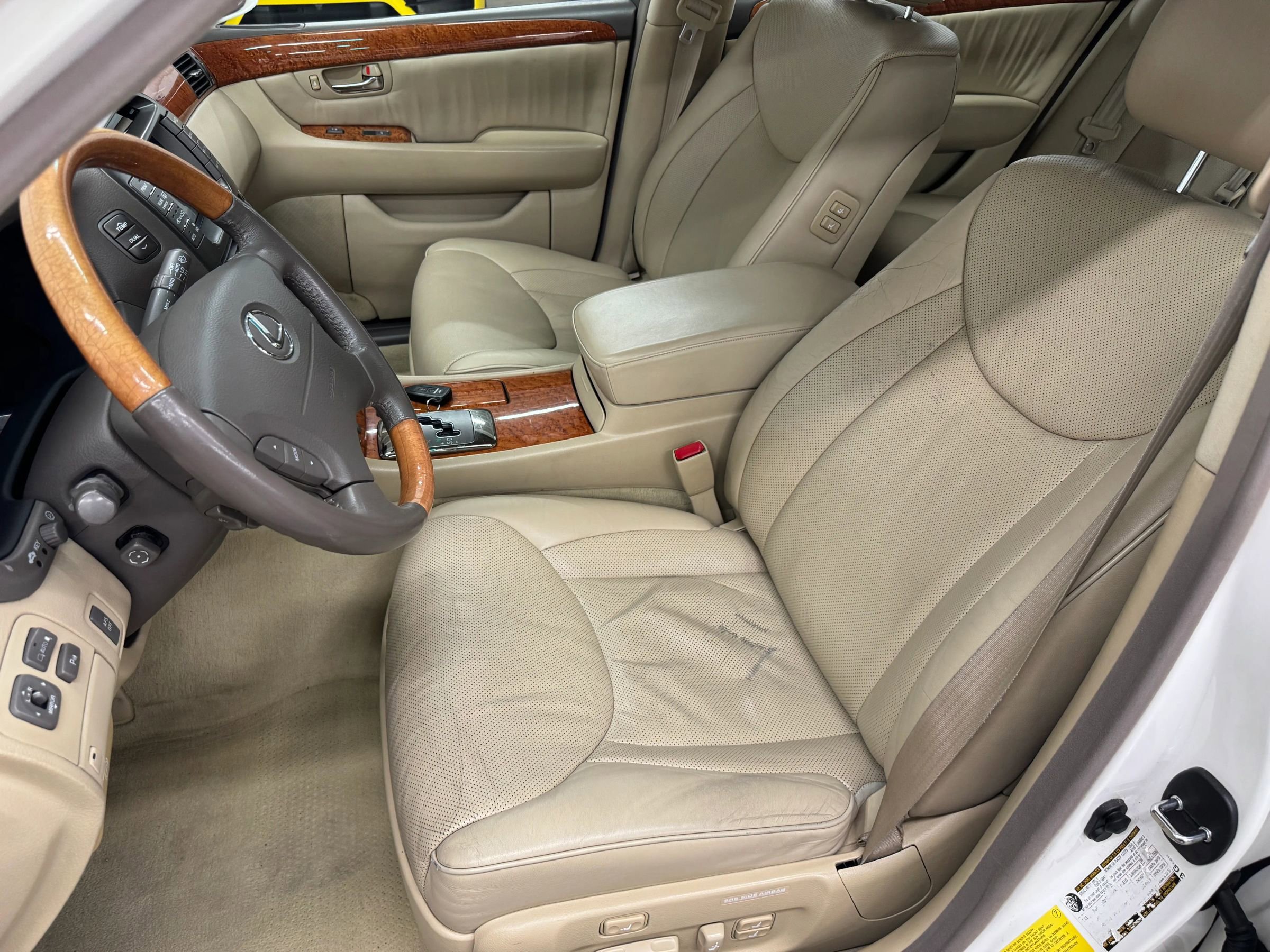 Used 2006 Lexus LS 430 RWD image 18