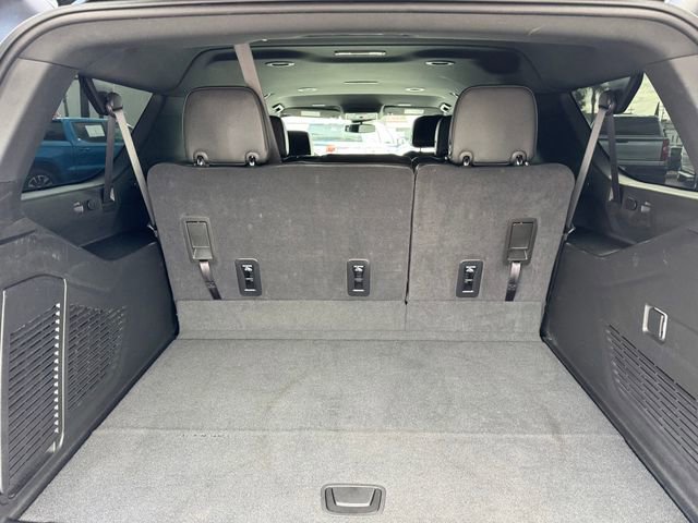 Certified 2025 Chevrolet Suburban RST image 10