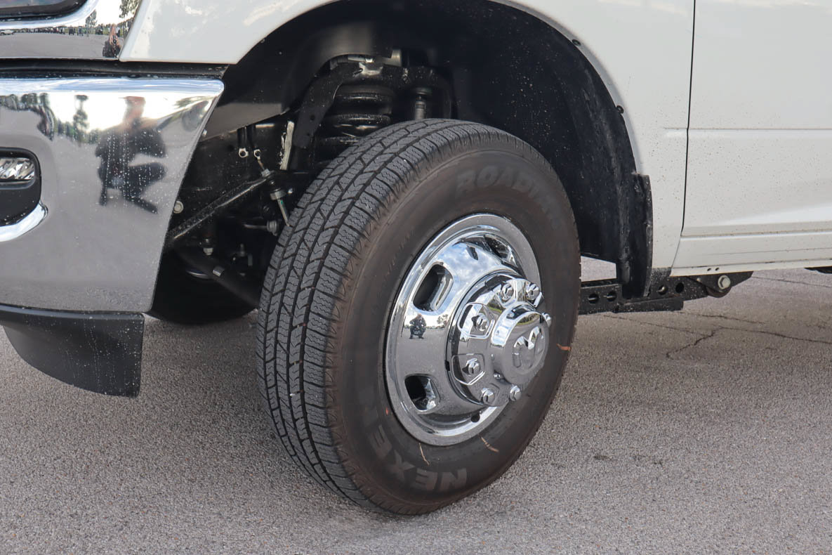 New 2027 RAM 3500 Tradesman AWD/4WD image 15