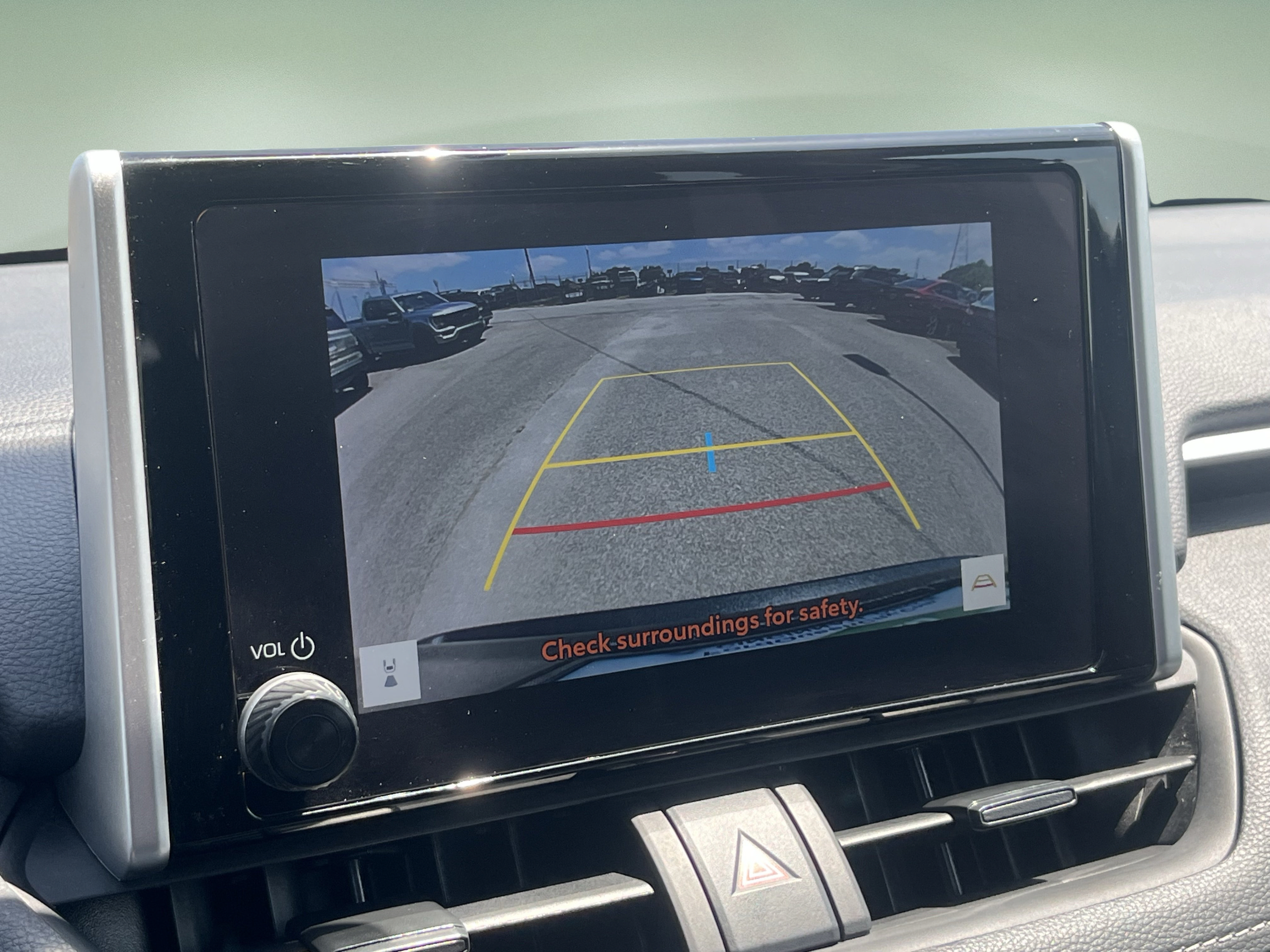 Used 2024 Toyota RAV4 XLE FWD image 25