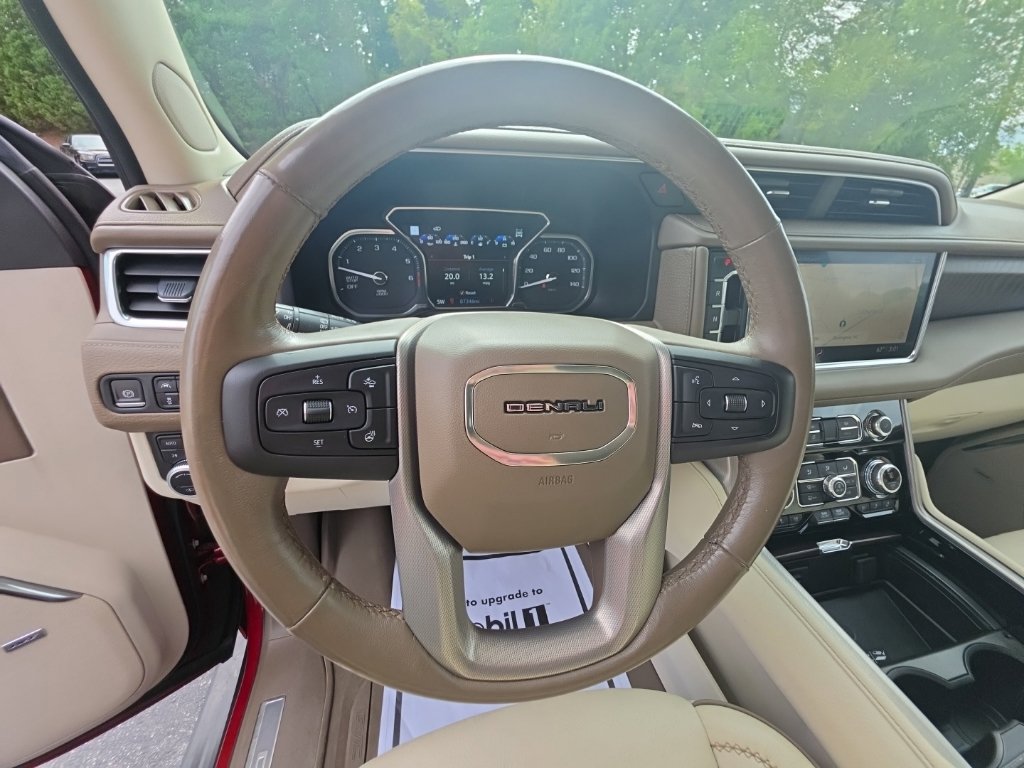 Certified 2021 GMC Yukon Denali w/ Denali Ultimate Package AWD/4WD image 28