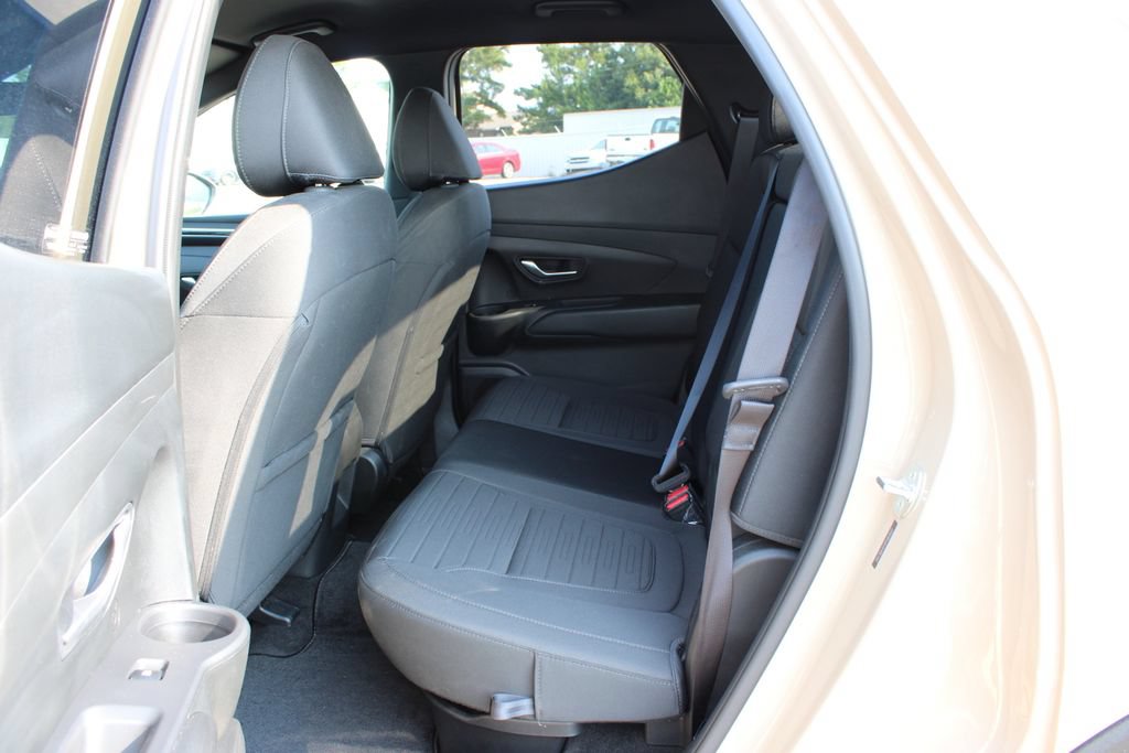 Used 2023 Hyundai Santa Cruz SEL FWD image 13