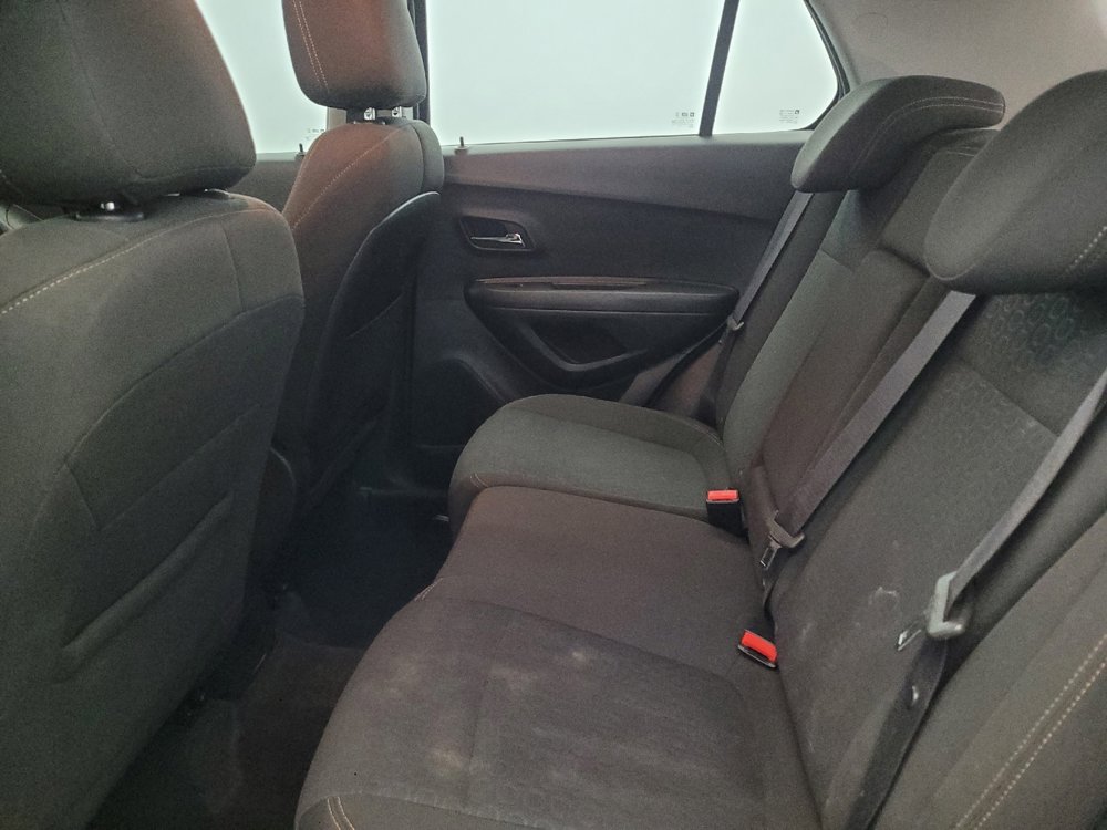 Used 2018 Chevrolet Trax LS image 18