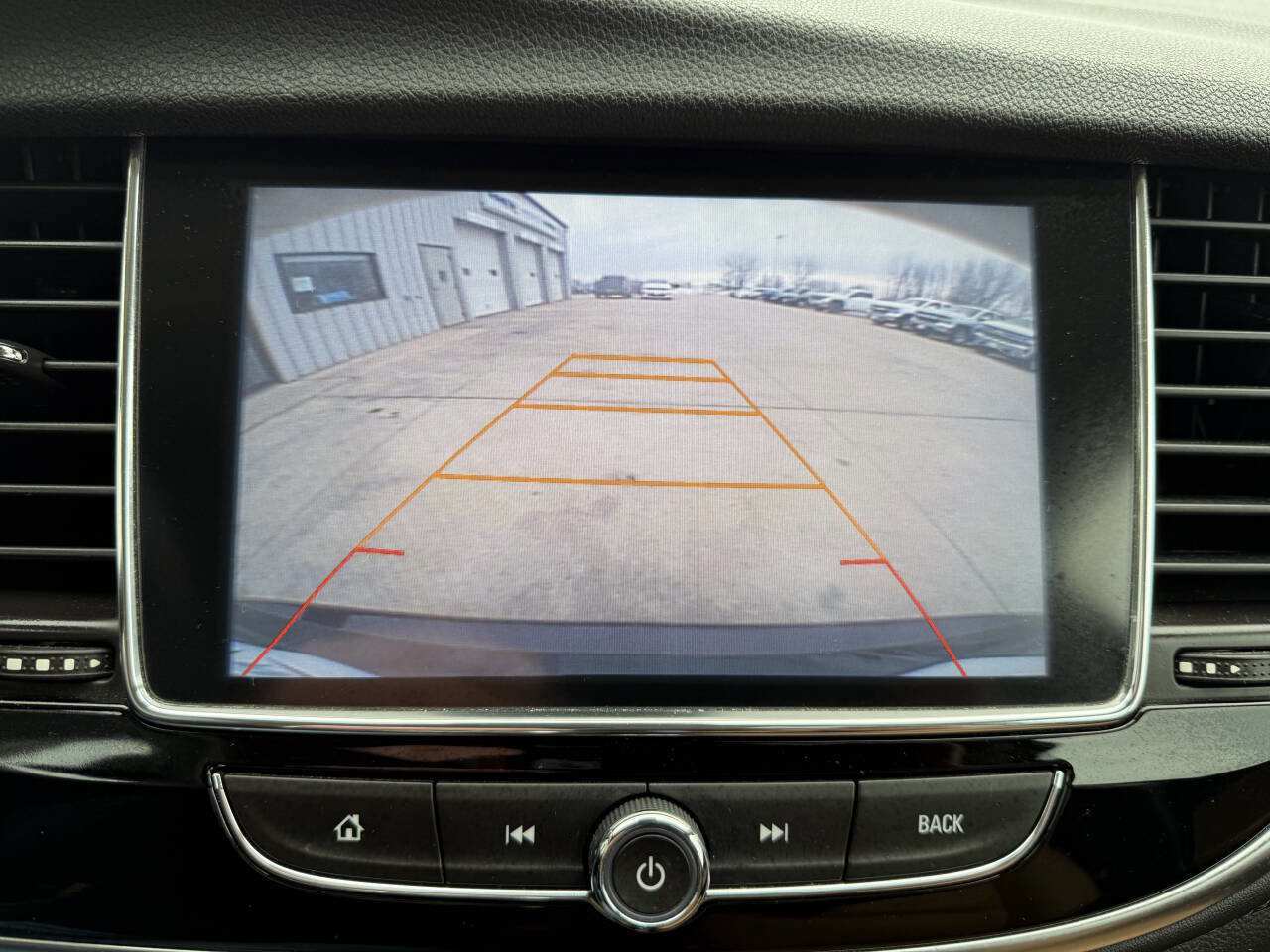 Used 2017 Buick Encore Essence image 18