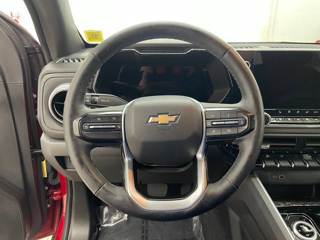 Used 2024 Chevrolet Colorado LT w/ LT Convenience Package III AWD/4WD image 11