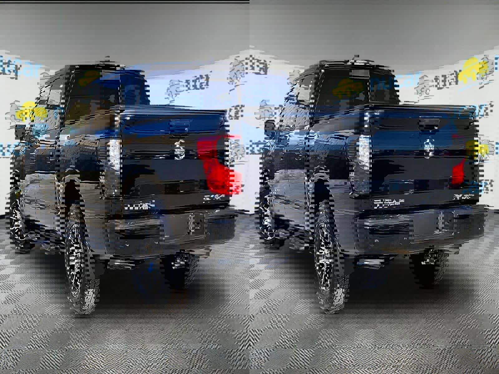 Certified 2023 Nissan Titan SV w/ SV Convenience Package image 4