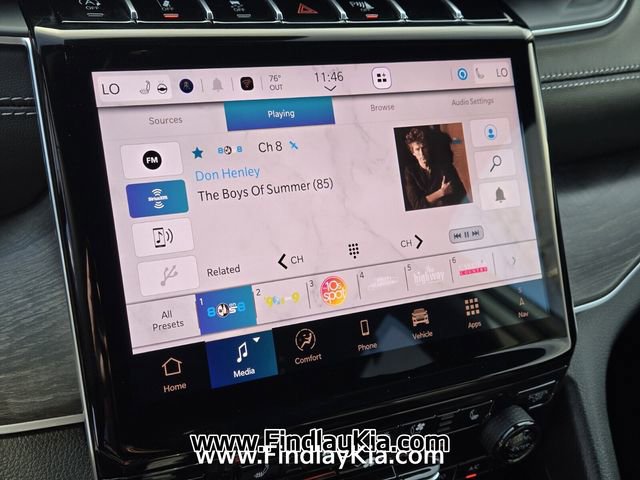 Used 2025 Jeep Grand Cherokee Limited w/ Luxury Tech Group II image 26