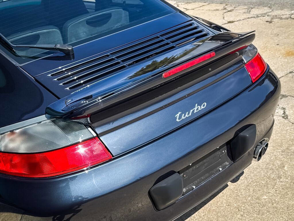 Used 2004 Porsche 911 Turbo image 20