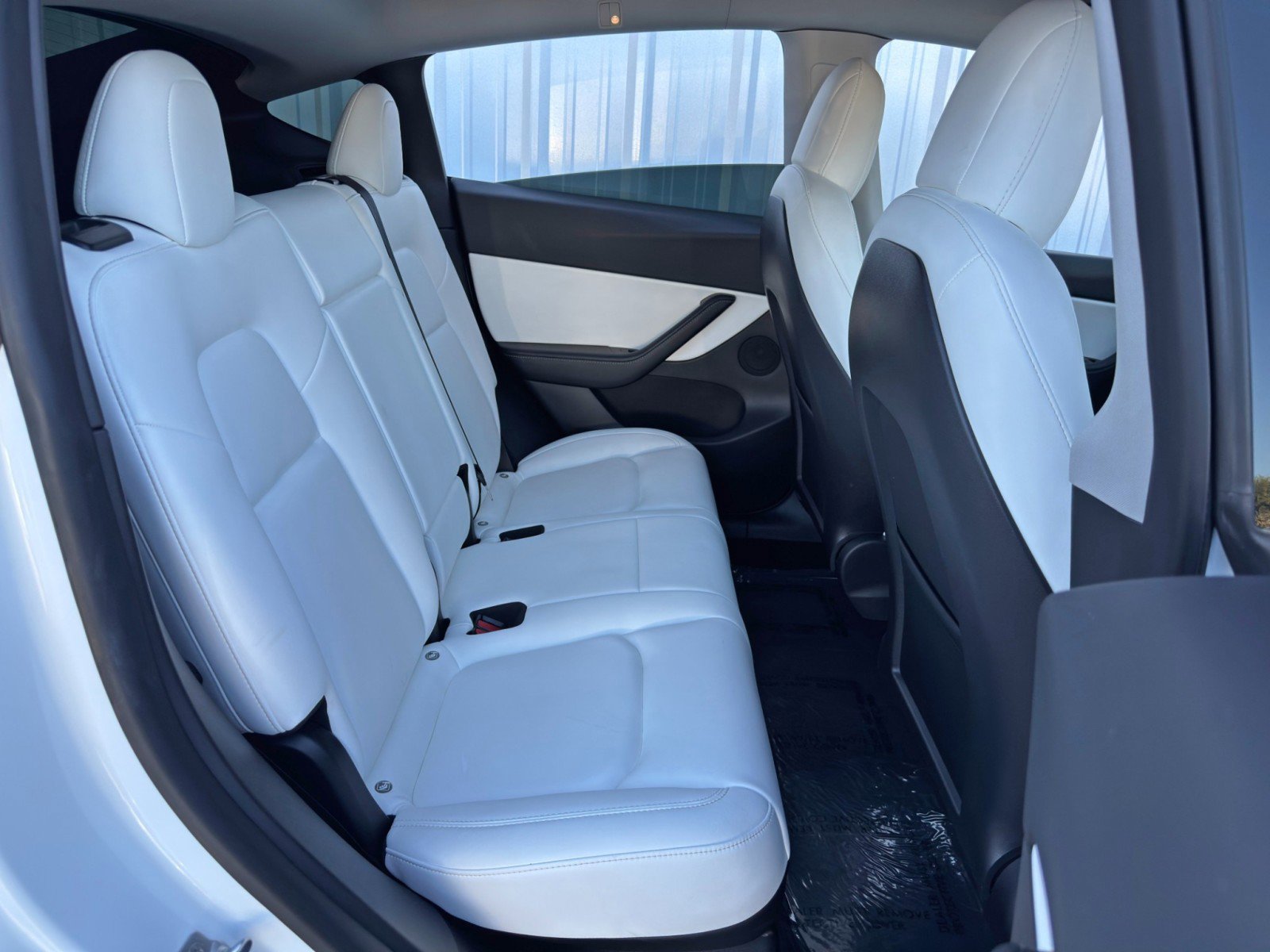 Used 2021 Tesla Model Y Long Range image 41