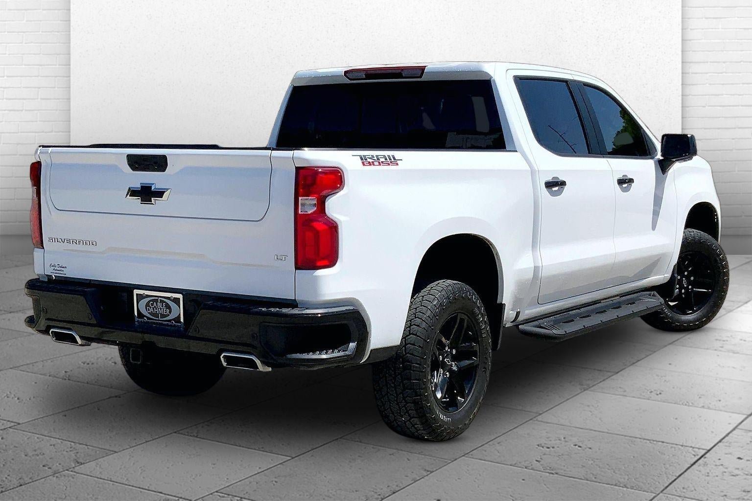 Used 2024 Chevrolet Silverado 1500 LT Trail Boss w/ LT Trail Boss Premium Package AWD/4WD image 14