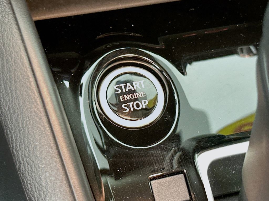 Certified 2025 Nissan Versa SV w/ Trunk Package image 19