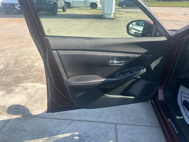 Used 2022 Nissan Sentra SV w/ Trunk Package FWD image 10
