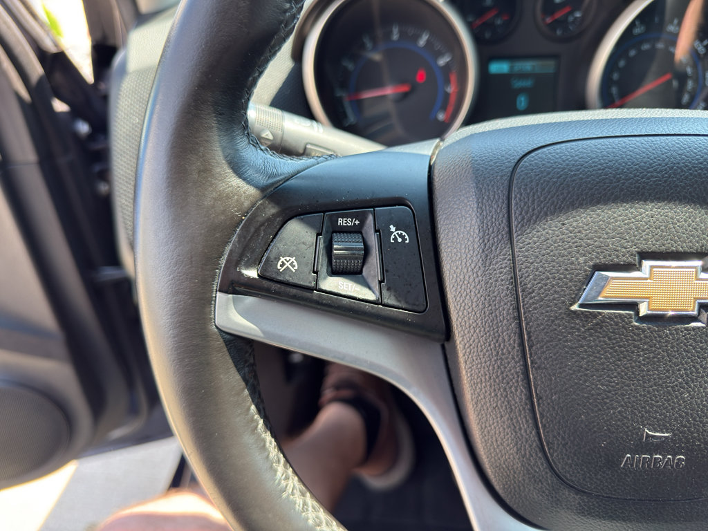 Used 2013 Chevrolet Cruze LT FWD image 18