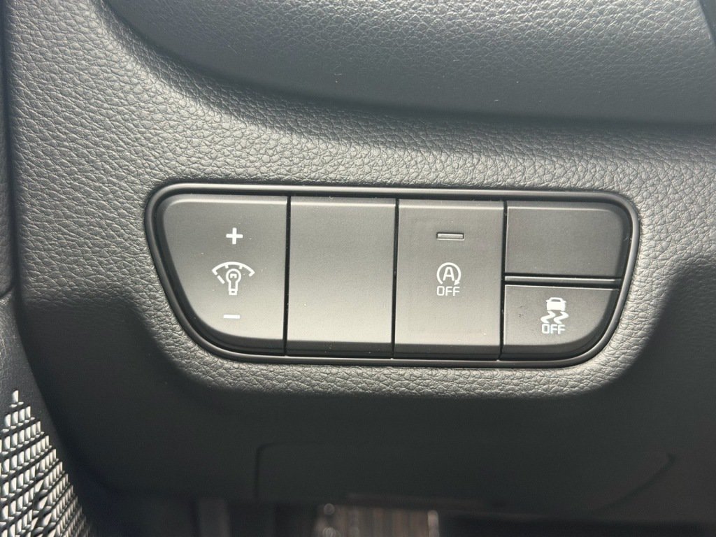 Used 2024 Kia Seltos S AWD/4WD image 11