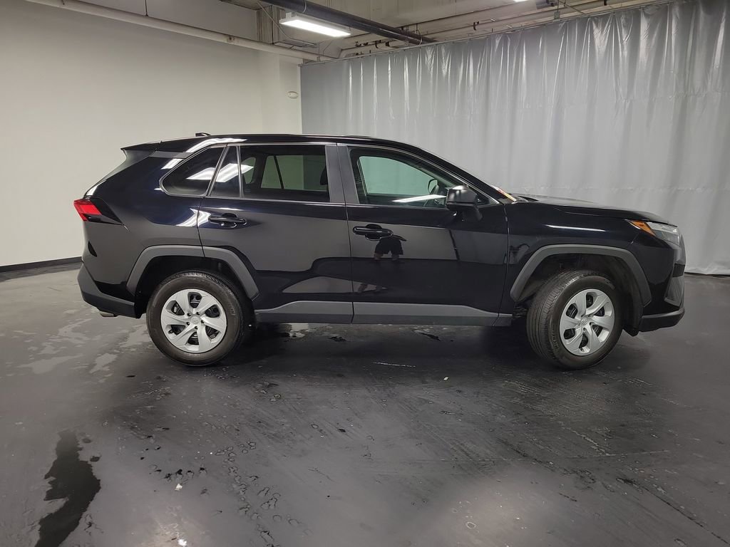 Used 2024 Toyota RAV4 LE image 9