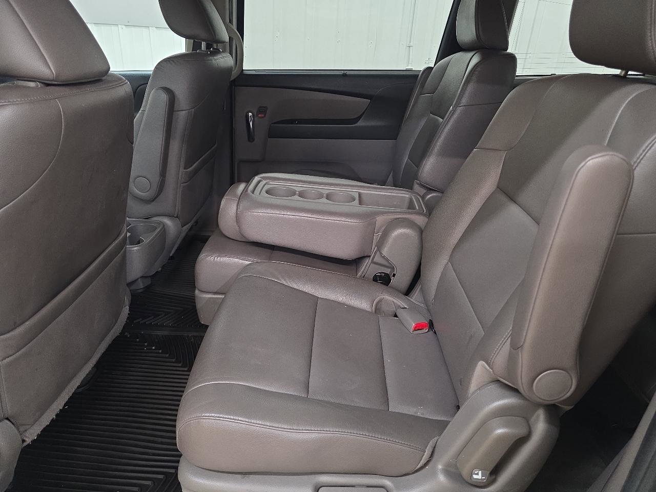 Used 2014 Honda Odyssey Touring image 29