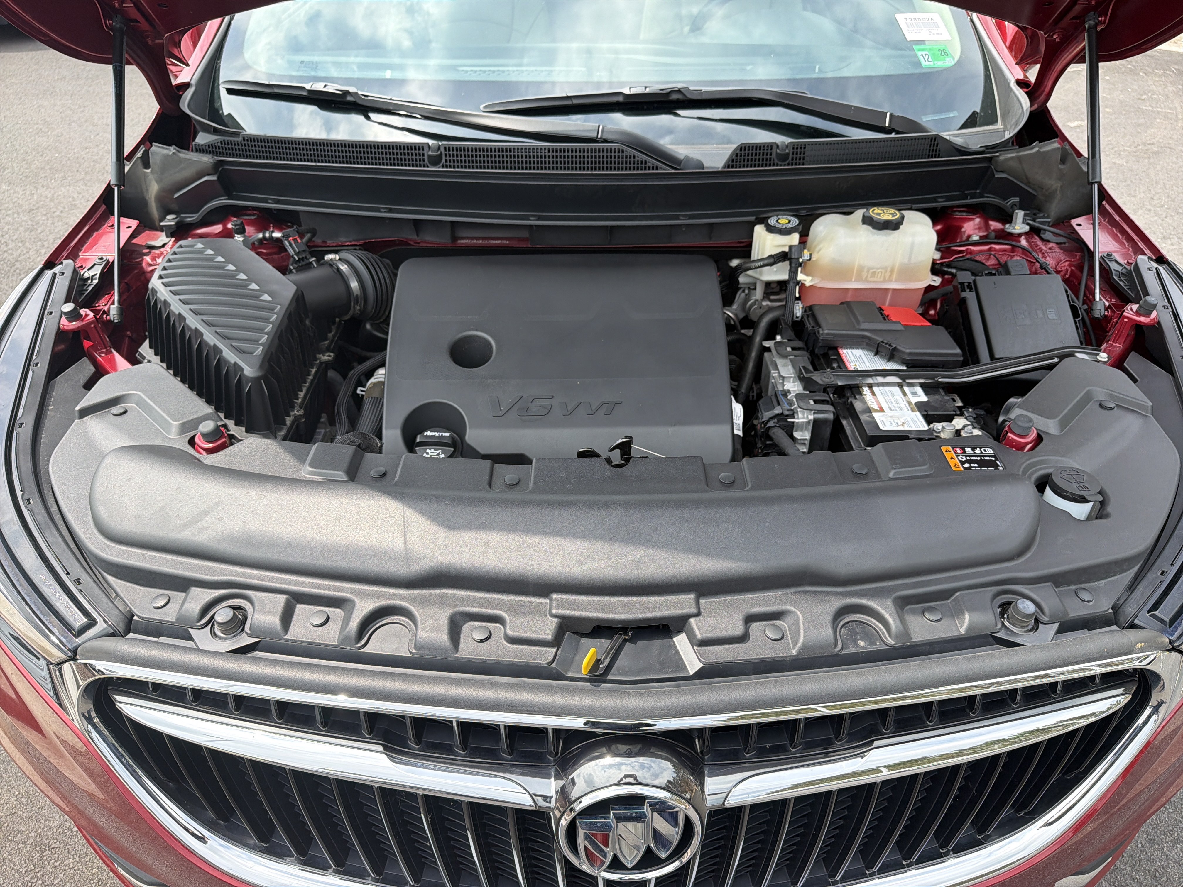 Used 2018 Buick Enclave Premium AWD/4WD image 36