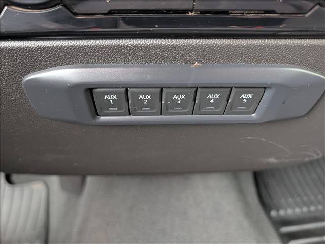 Used 2025 Chevrolet Silverado 2500 LT w/ Convenience Package AWD/4WD image 30