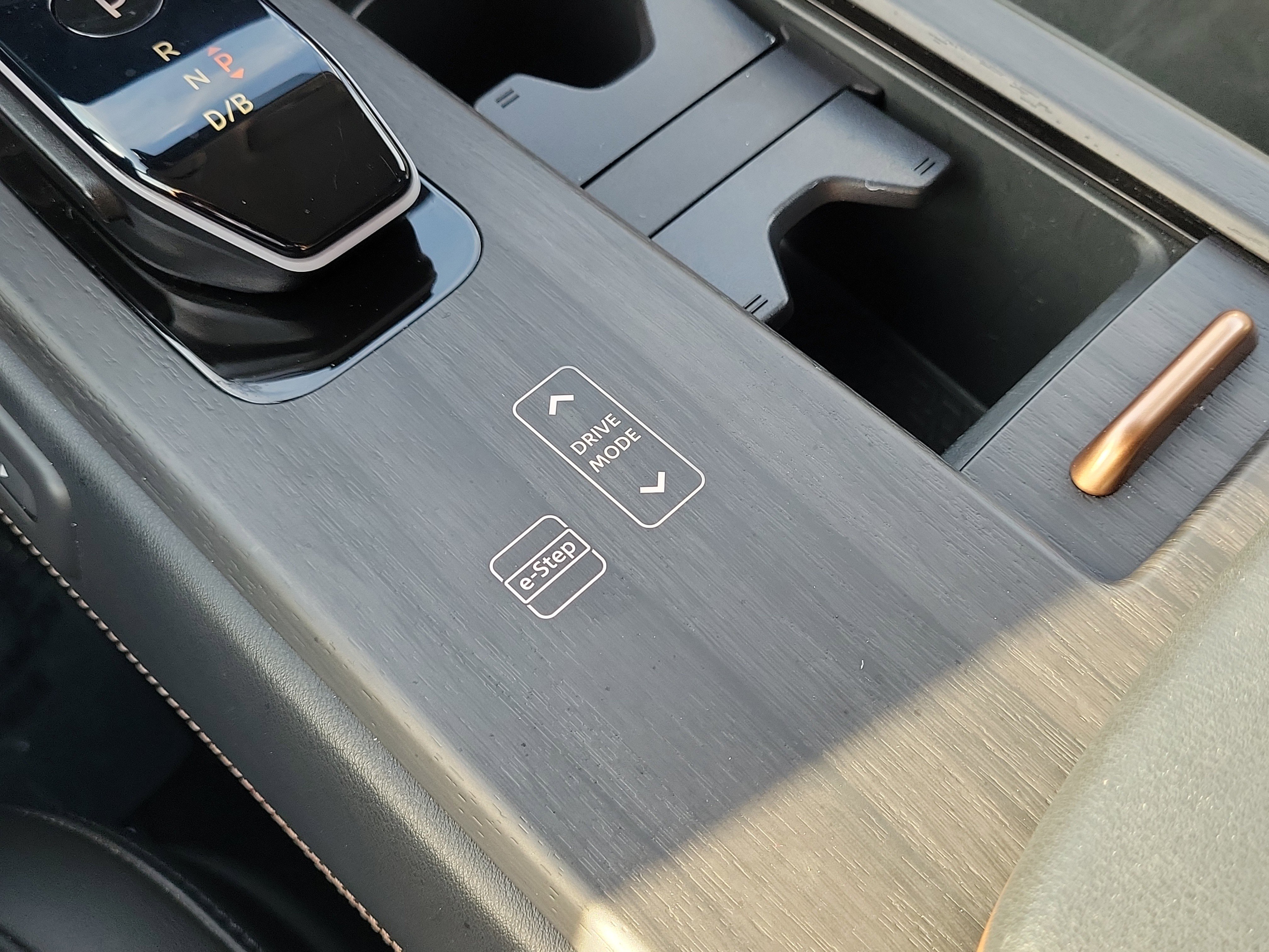 Certified 2023 Nissan Ariya FWD image 19