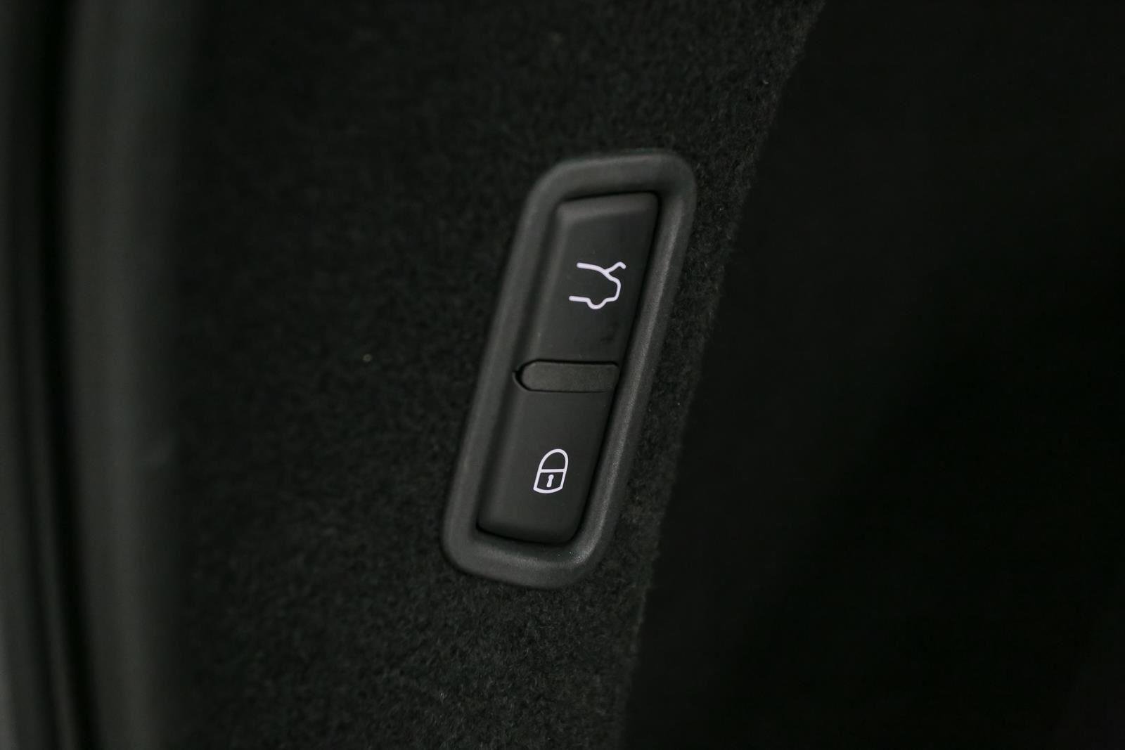 Used 2020 Maserati Levante S GranSport image 15