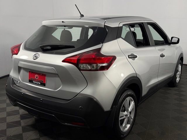 Used 2020 Nissan Kicks S image 8
