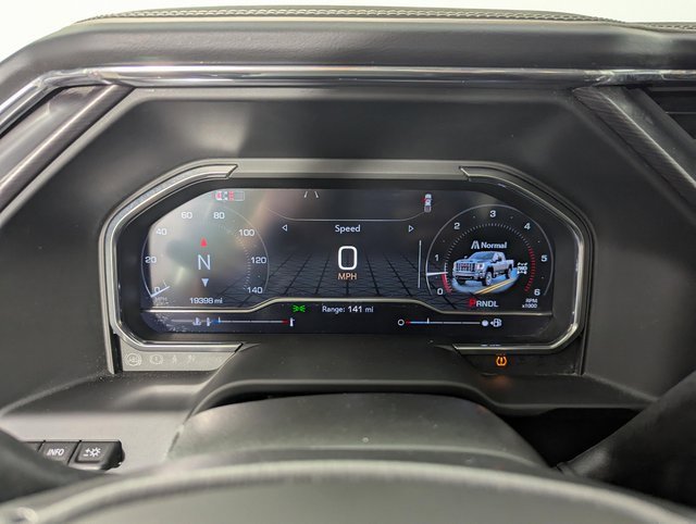 Used 2025 GMC Sierra 2500 Denali Ultimate image 12