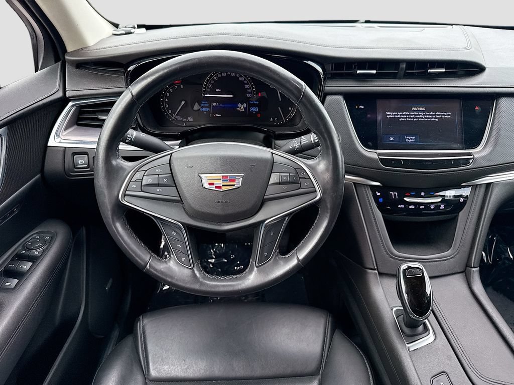 Used 2018 Cadillac XT5 Premium Luxury FWD image 17