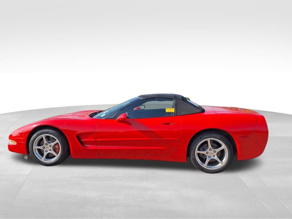 Used 2004 Chevrolet Corvette Base w/ Preferred Equipment Group image 11