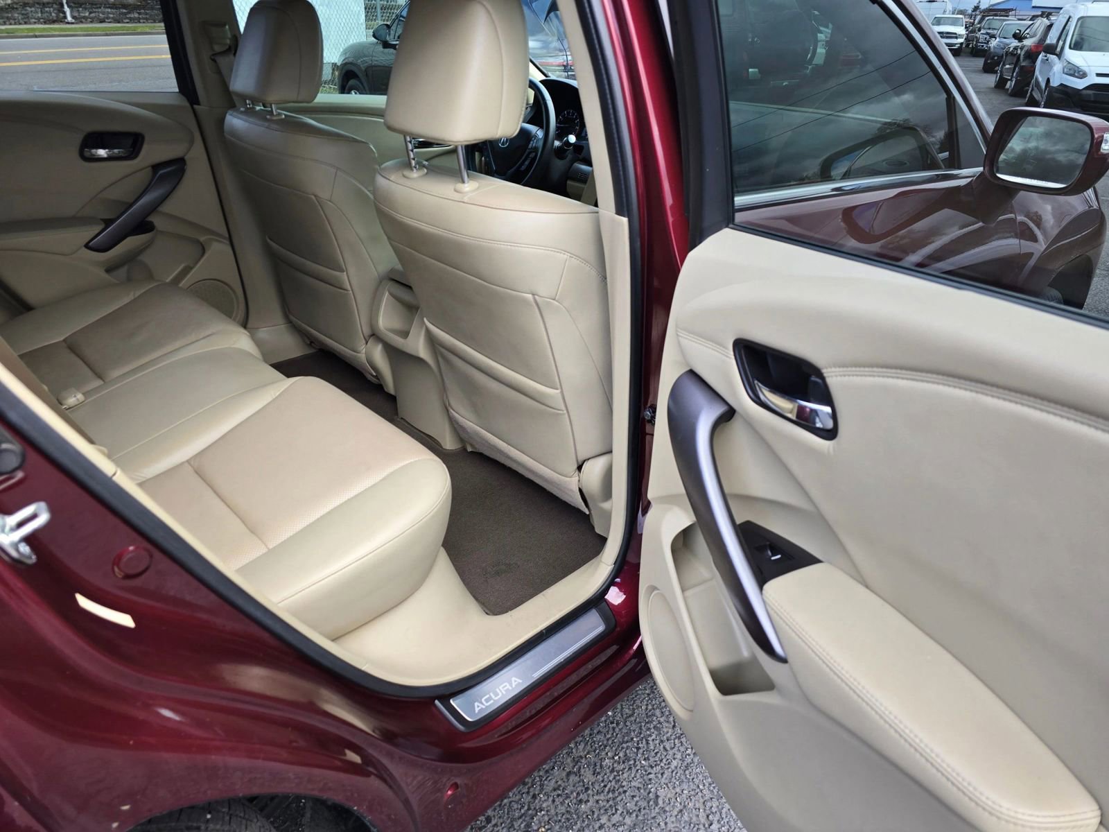 Used 2015 Acura RDX FWD image 13