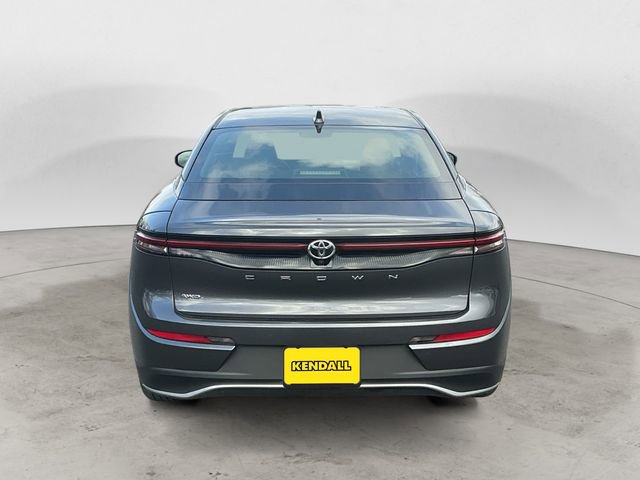 Certified 2023 Toyota Crown XLE image 4