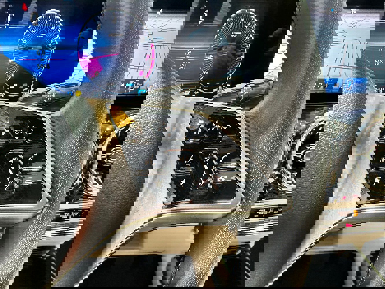 Certified 2025 Mercedes-Benz GLA 250 4MATIC w/ Exclusive Package image 20