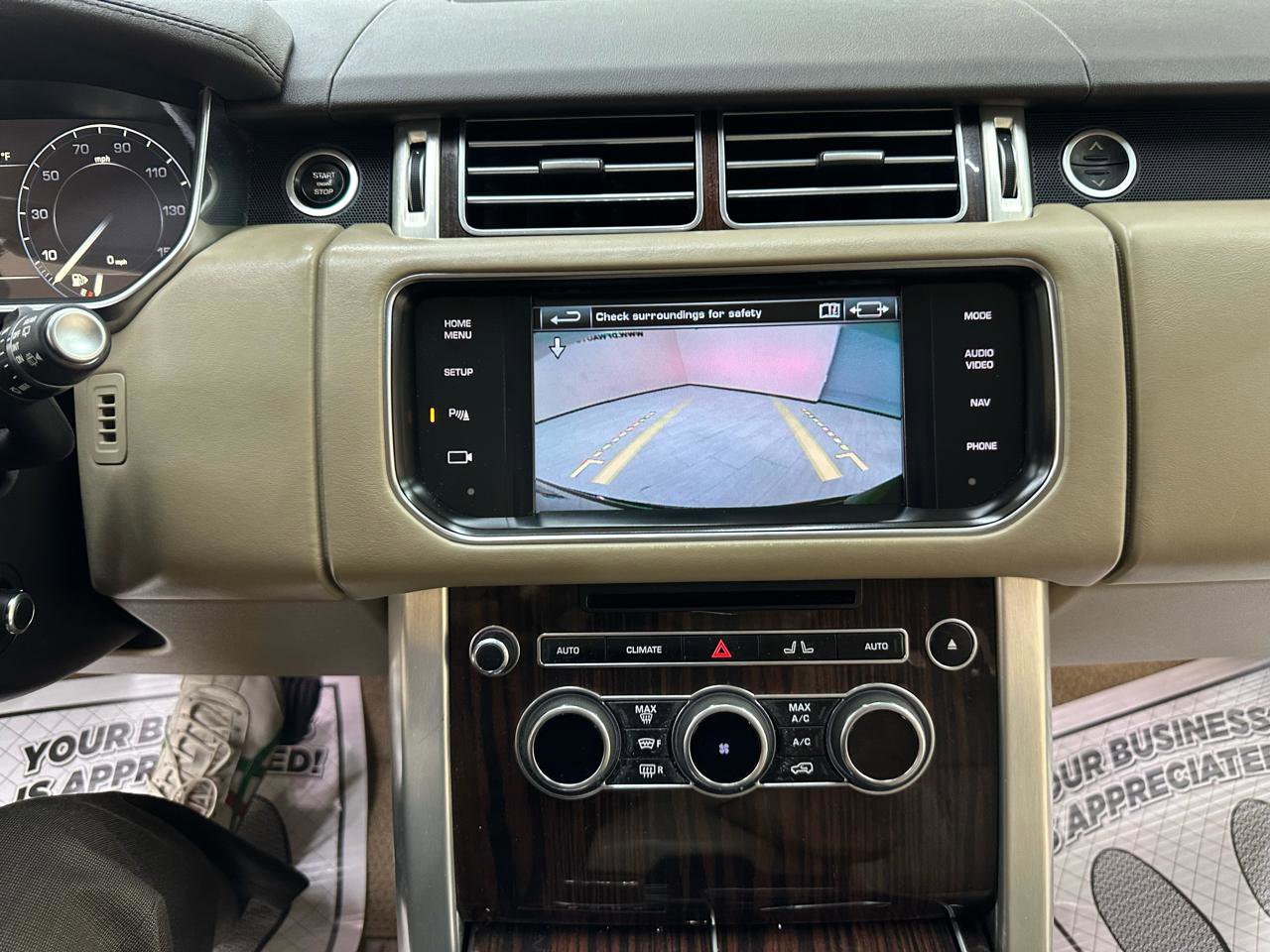 Used 2014 Land Rover Range Rover HSE AWD/4WD image 30