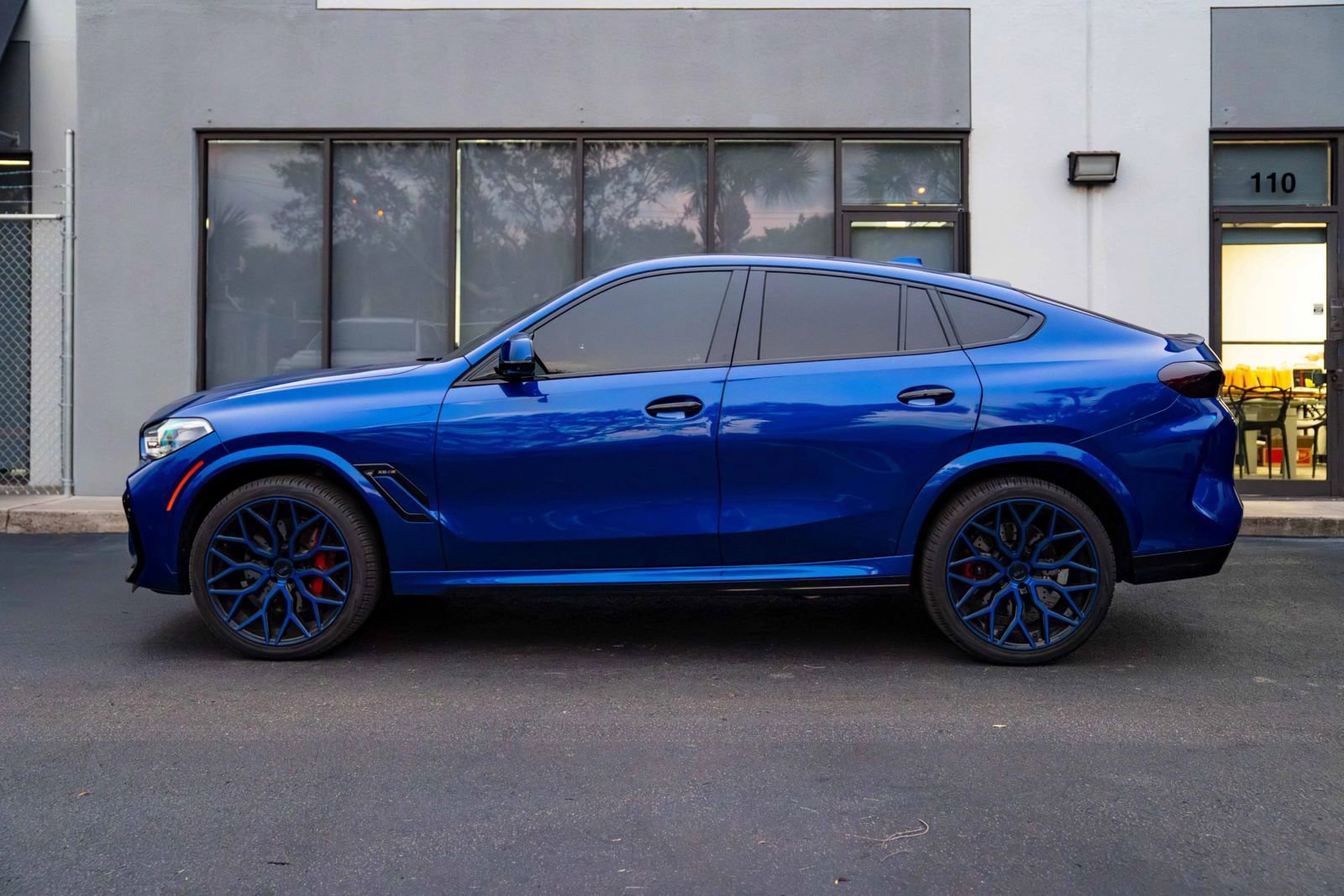 Used 2023 BMW X6 M w/ Executive Package AWD/4WD image 16