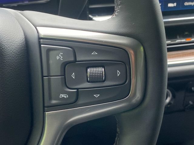 Used 2023 Chevrolet Silverado 1500 LT AWD/4WD image 21