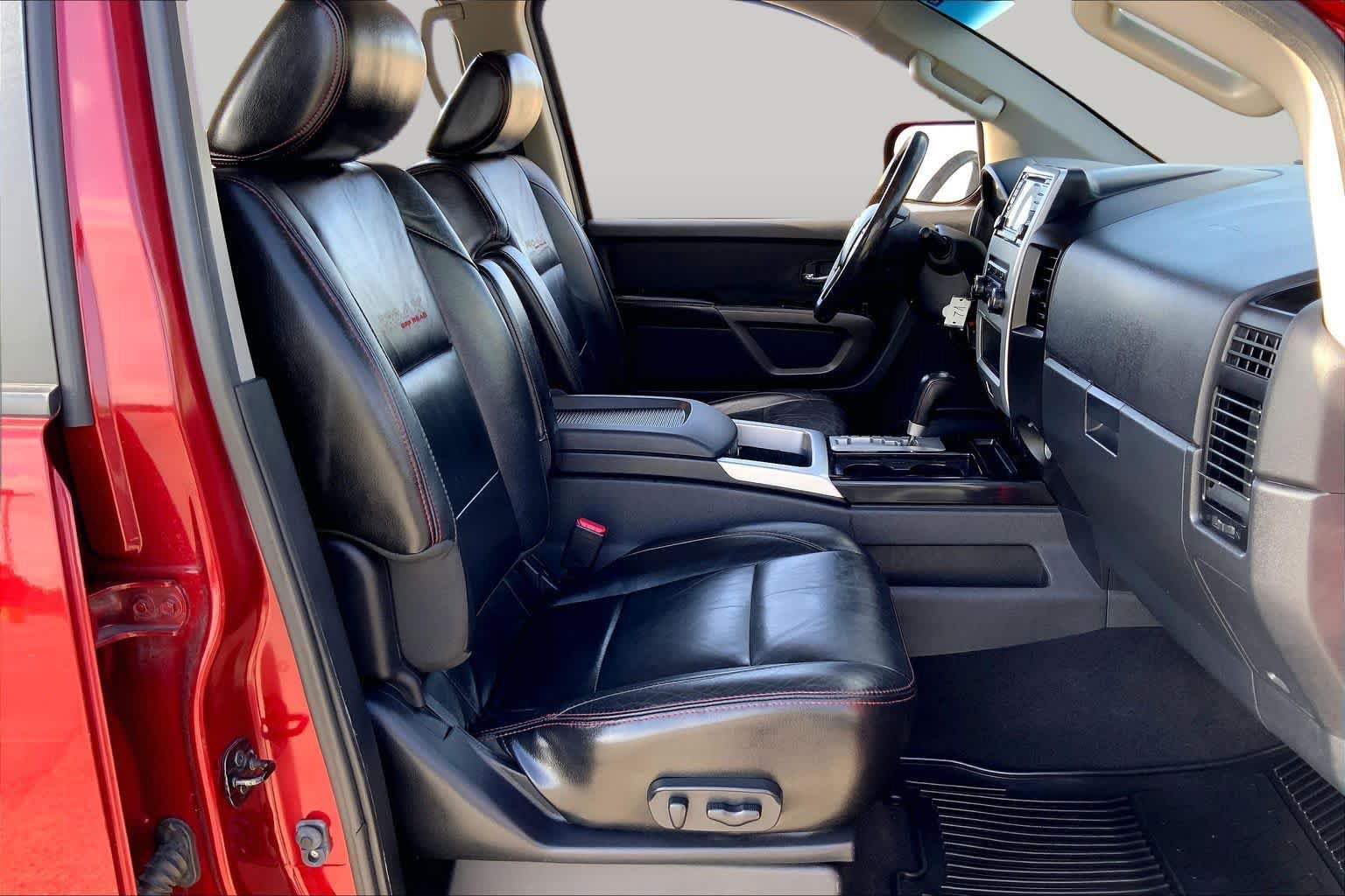Used 2015 Nissan Titan PRO-4X AWD/4WD image 9