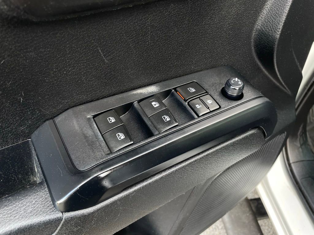 Used 2022 Toyota Tacoma SR w/ SR Convenience Package image 12